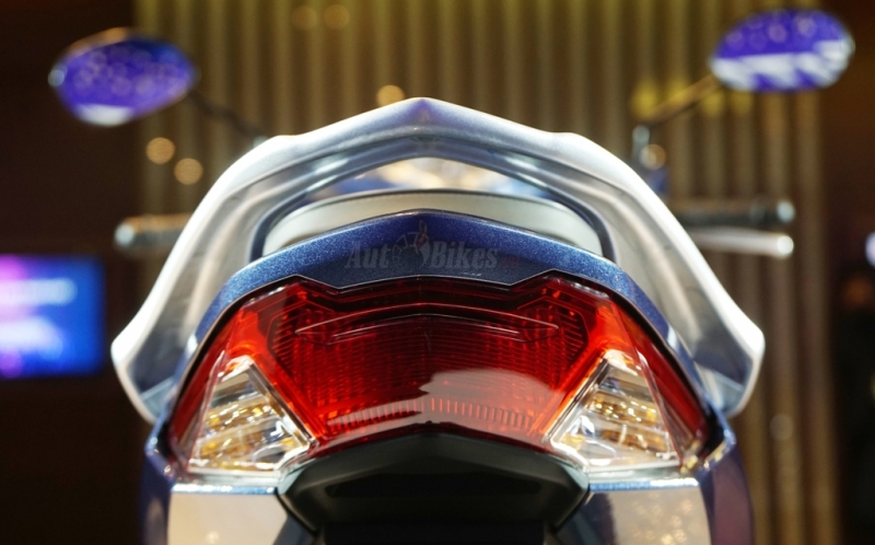 so sanh honda future 2018 va future 2017