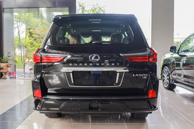 lexus lx570 super sport gia gan 10 ty tai viet nam