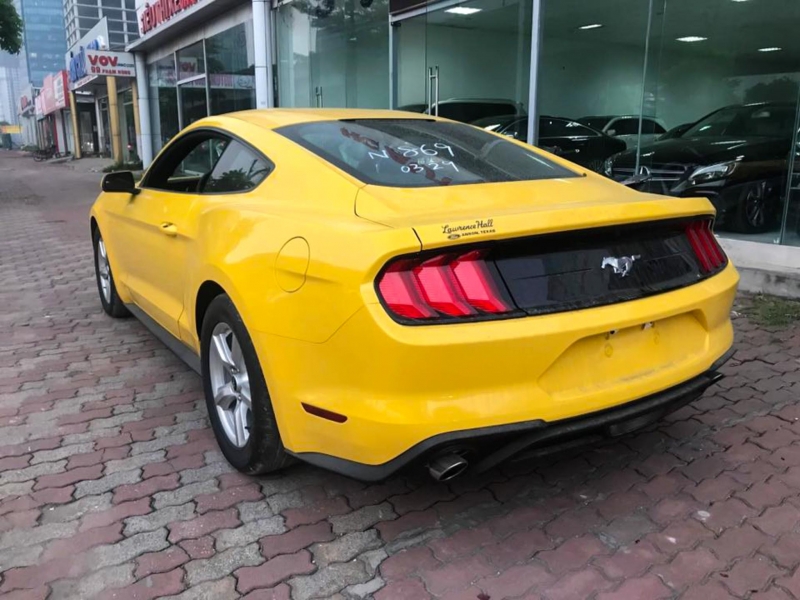 Ford Mustang 2018 bất ngờ xuất hiện tại Việt Nam