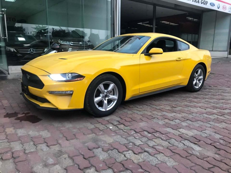 Ford Mustang 2018 bất ngờ xuất hiện tại Việt Nam