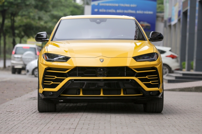 Siêu SUV Lamborghini Urus giá hơn 20 tỷ tại Việt Nam