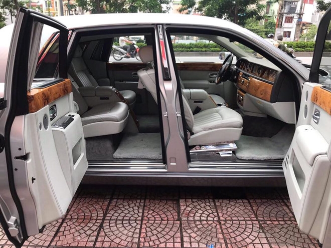 Xe Rolls-Royce của Khải Silk đang được rao giá hơn 8 tỷ đồng