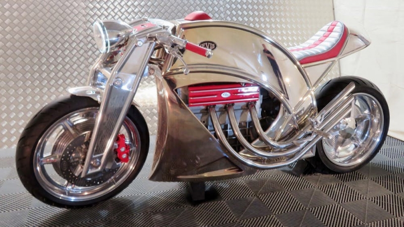 moto su dung dong co sieu xe gia 135000 usd