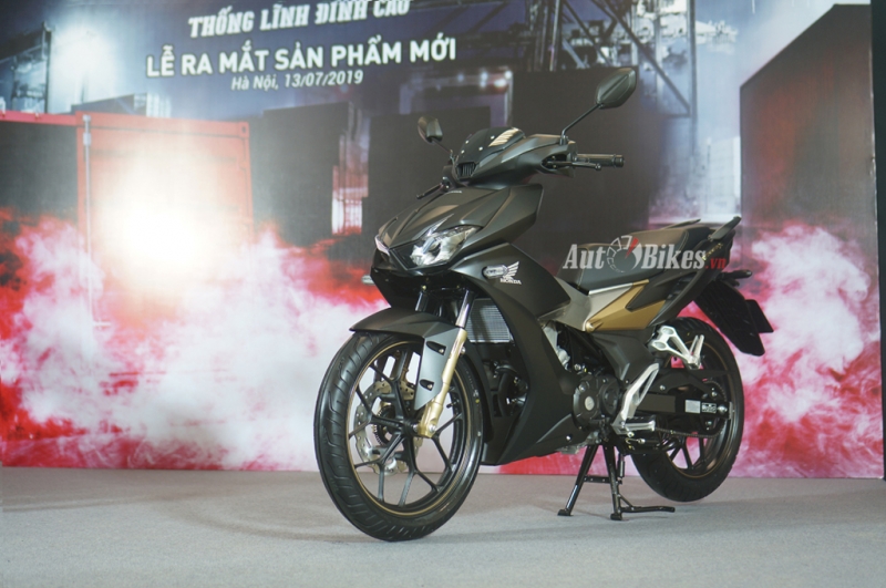 honda winner x co den led abs gia cao nhat 495 trieu dong