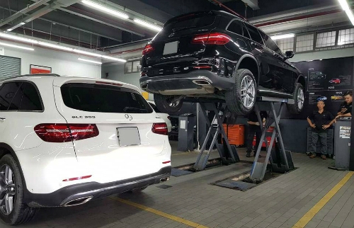 Khách Việt ồ ạt đưa Mercedes GLC đi 'khám bệnh'