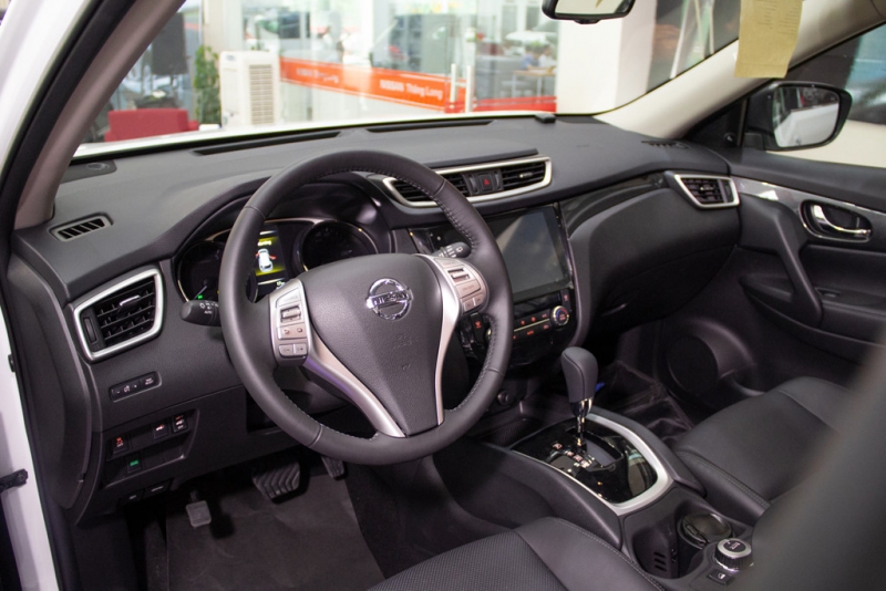 Chi tiết Nissan X-Trail V-Series về đại lý trước ngày ra mắt