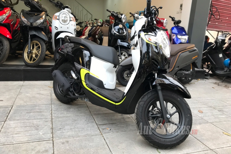 Xe Scooter Điện Honda Mono Nhỏ Gọn Cho Bé Gái Lùn