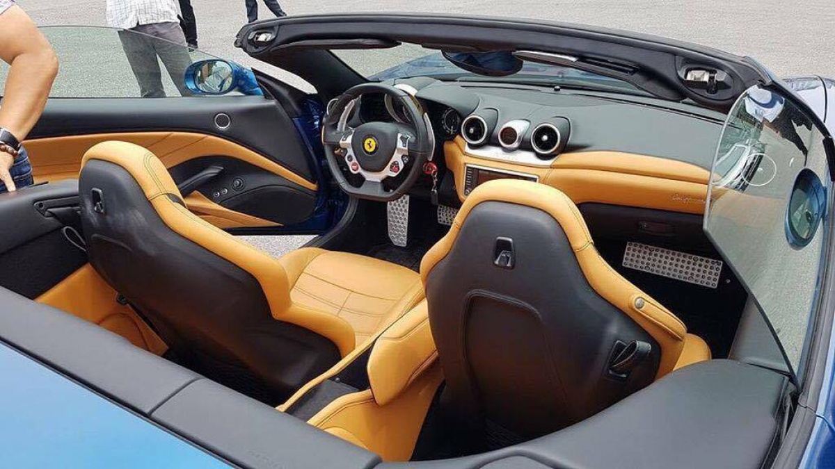Xe thể thao Ferrari California T đầu tiên về Hà Nội xe the thao ferrari california t dau tien ve ha noi