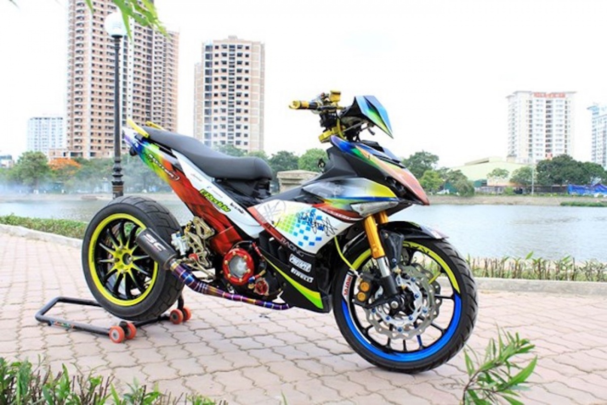 Exciter 150 lên đồ chơi gần 200 triệu ở Hà Nội