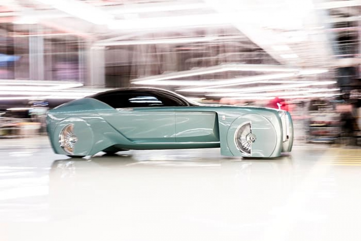 RollsRoyce Vision Next 100  Blofelds next car  Bond Lifestyle