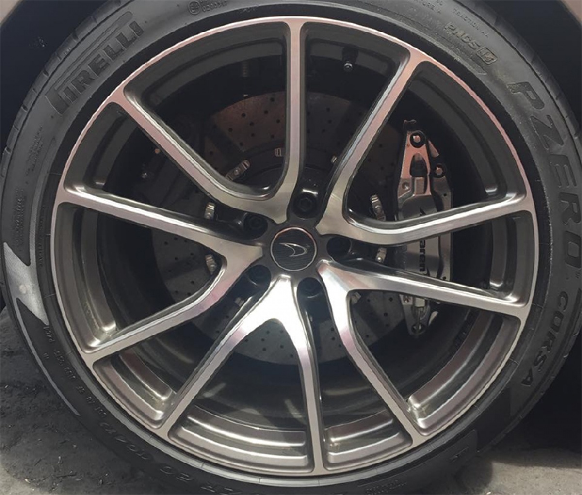 sieu xe mclaren 570s dau tien ve viet nam