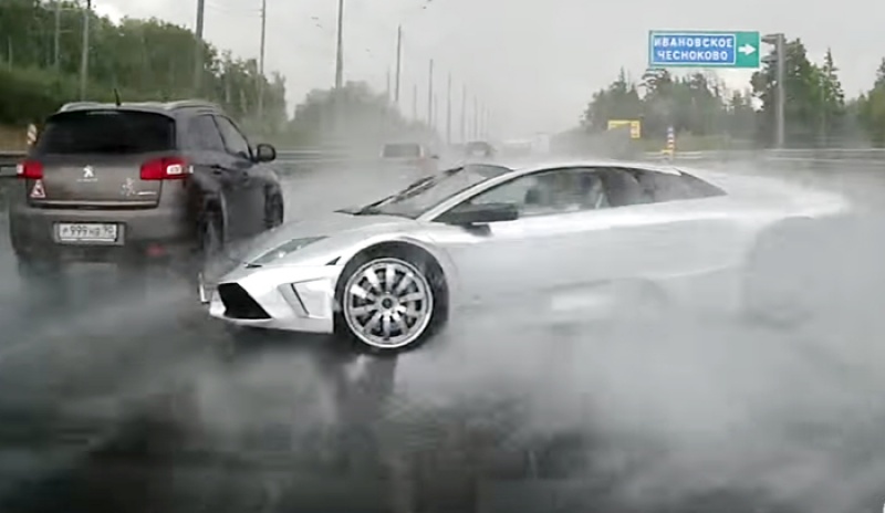 sieu xe lamborghini murcielago ma chrome gap nan o nga