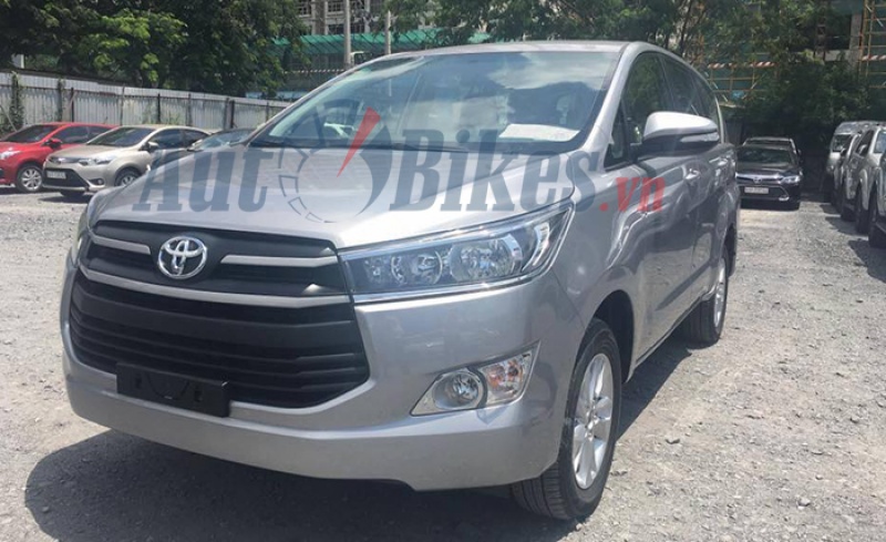 toyota innova 2016 se co gia cao nhat tren 900 trieu dong