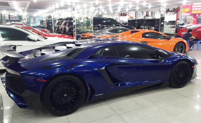 can canh lamborghini aventador lp750 4 sv dau tien o viet nam