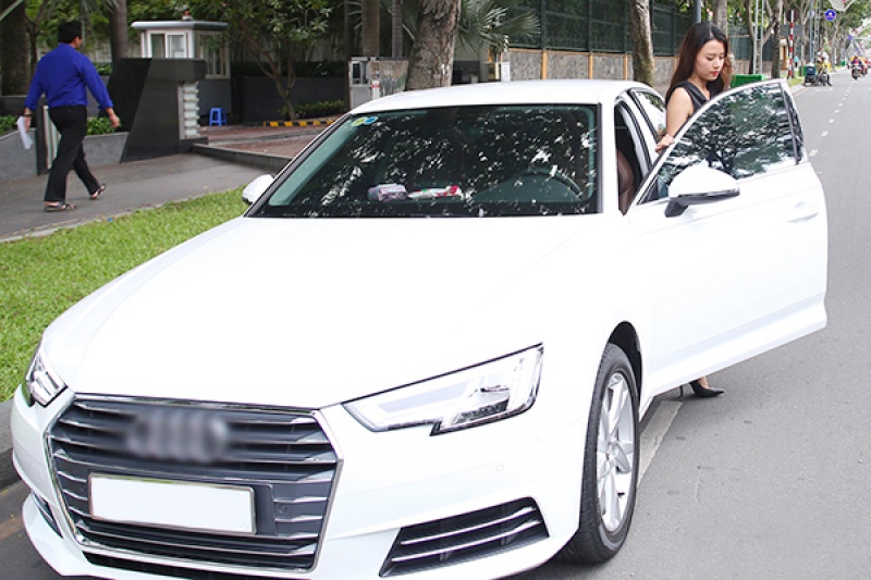 midu mua audi a4 chinh hang gia hon 16 ty dong