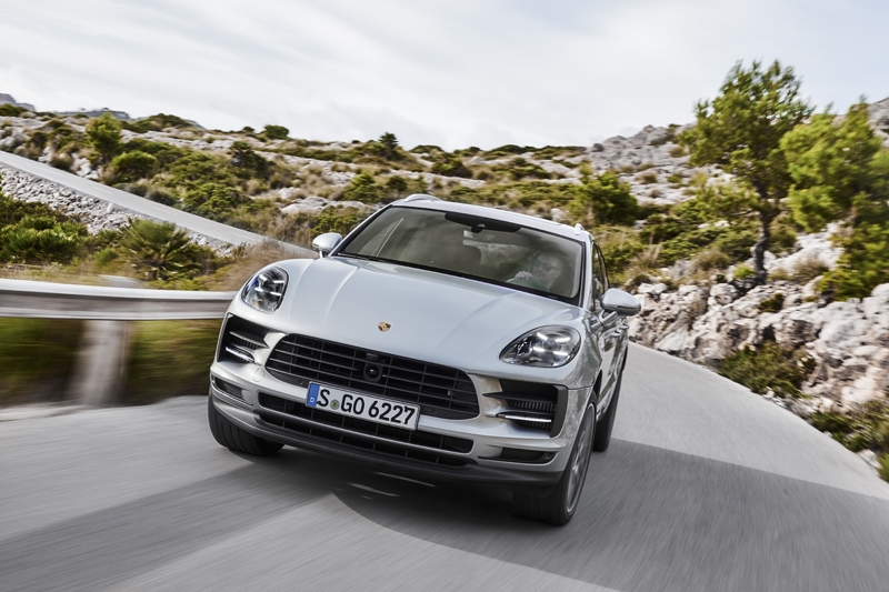 Porsche Macan S giá 3,6 tỷ đồng tại Việt Nam porsche macan s ra mat tai viet nam gia 36 ty dong