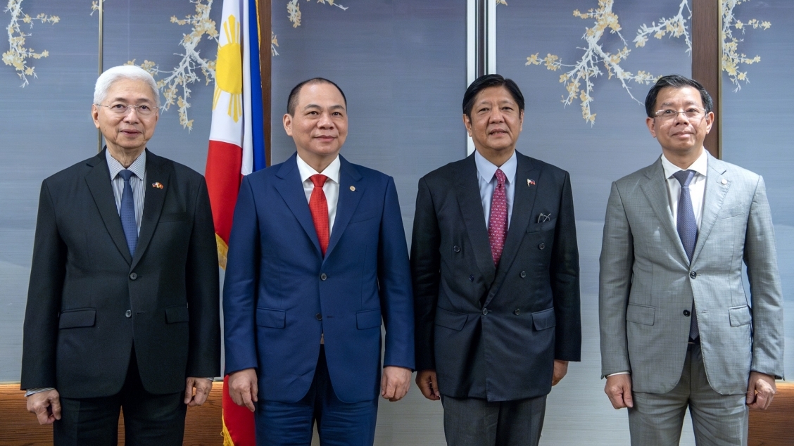 Tổng thống Philippines gặp riêng tỷ phú Phạm Nhật Vượng