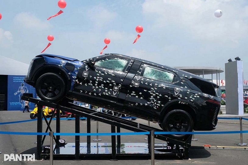 Đại lý chào khách đặt cọc VinFast Lạc Hồng 900 LX, giá dự kiến 5 tỷ đồng