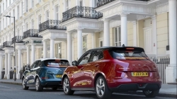 Cứ 10 xe mới bán ra tại Anh thì có 1 xe đến từ Trung Quốc