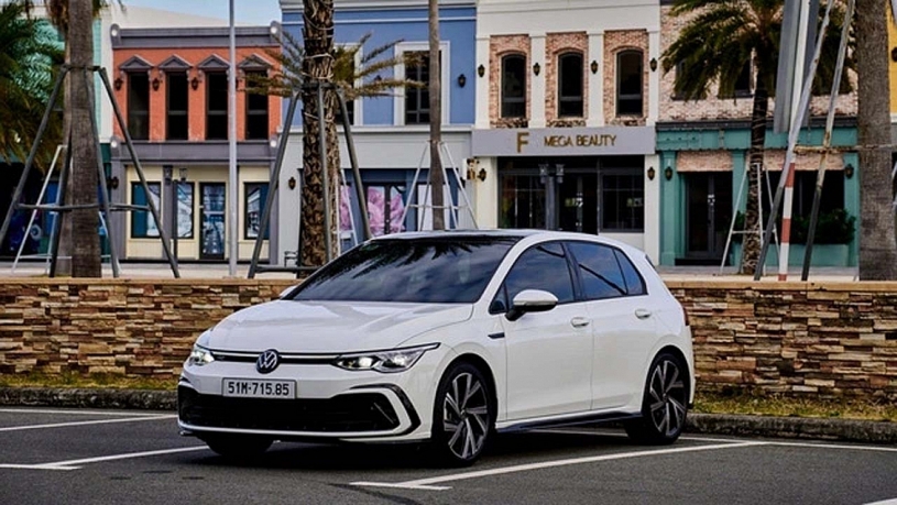 Vì sao người người Việt ngày càng chuộng xe hybrid?