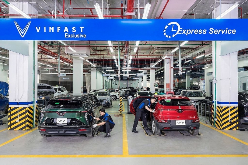 Chủ xe nói về trải nghiệm hậu mãi VinFast: “Yên tâm như có chuyên gia bên cạnh” Chủ xe nói về trải nghiệm hậu mãi VinFast: “Yên tâm như có chuyên gia bên cạnh”