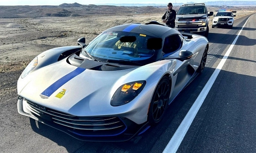 AI lập báo cáo cho cảnh sát giao thông, biến người thành ếch