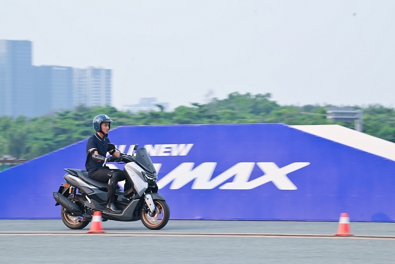 Công nghệ điện tử đang thay đổi trải nghiệm xe tay ga đô thị ra sao?