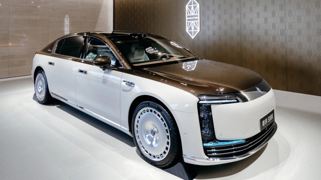 Xe sang Trung Quốc bán nhiều hơn ba mẫu xe Đức cộng lại