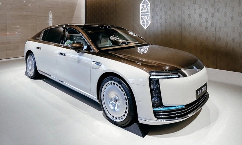 Xe sang Trung Quốc bán nhiều hơn ba mẫu xe Đức cộng lại