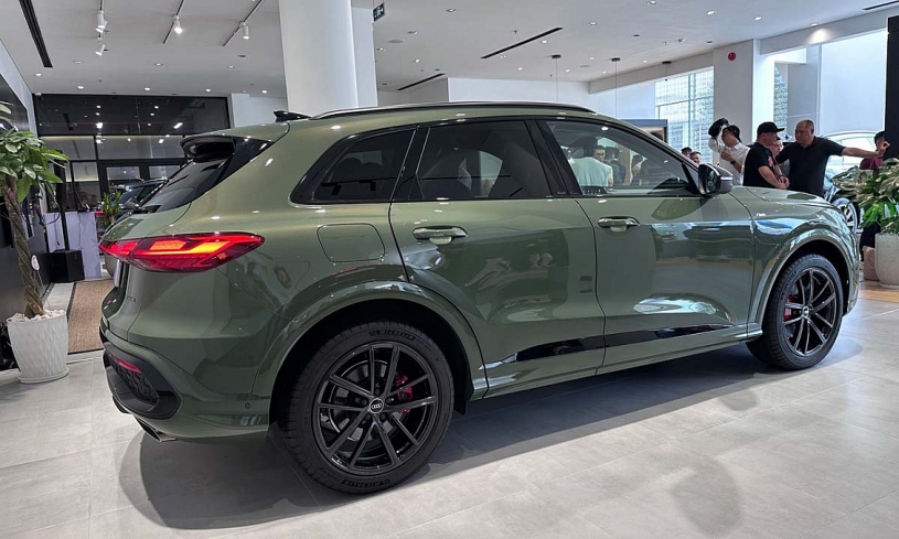 Audi Q5 thế hệ mới về Việt Nam, chờ đấu GLC, X3