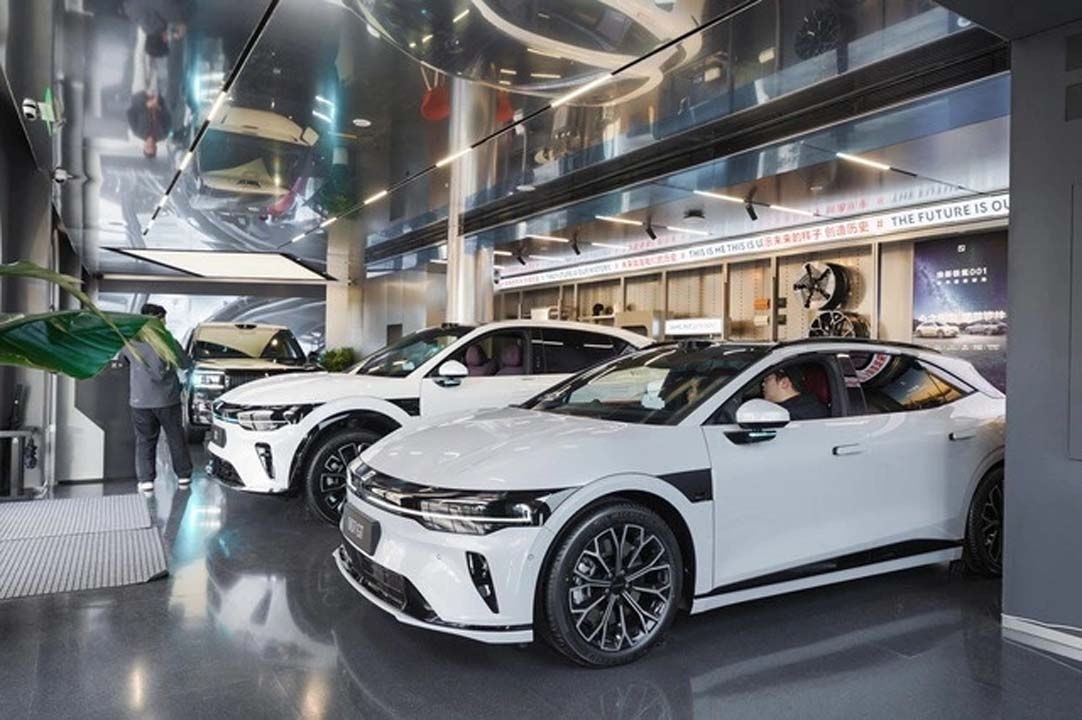 Zeekr hé lộ thời điểm mang xe điện hạng sang về Việt Nam