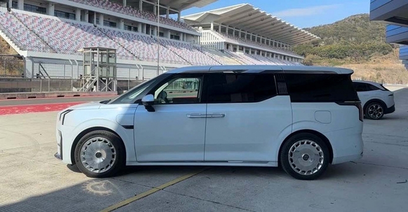 Zeekr hé lộ thời điểm mang xe điện hạng sang về Việt Nam Zeekr hé lộ thời điểm mang xe điện hạng sang về Việt Nam