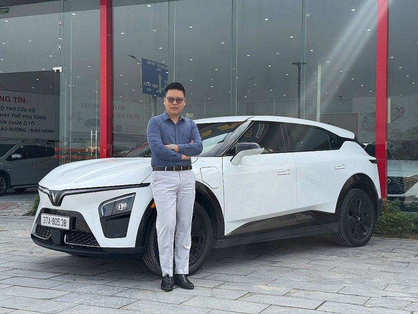 Bỏ xe xăng chuyển sang VinFast VF 7, người dùng Việt thấy khoái vì “chạy 500 km trong một ngày vẫn thấy nhẹ người” Bỏ xe xăng chuyển sang VinFast VF 7, người dùng Việt thấy khoái vì “chạy 500 km trong một ngày vẫn thấy nhẹ người”