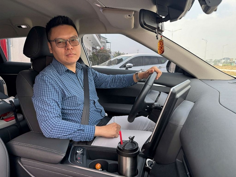 Bỏ xe xăng chuyển sang VinFast VF 7, người dùng Việt thấy khoái vì “chạy 500 km trong một ngày vẫn thấy nhẹ người” Bỏ xe xăng chuyển sang VinFast VF 7, người dùng Việt thấy khoái vì “chạy 500 km trong một ngày vẫn thấy nhẹ người”