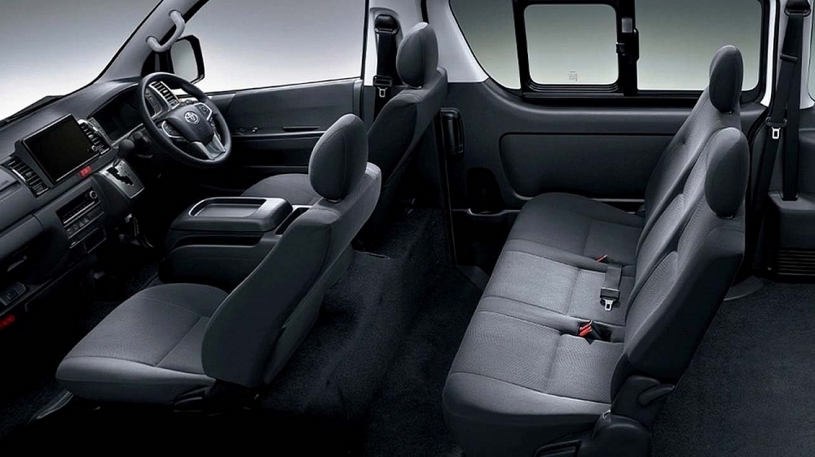 Toyota kiên trì nâng cấp một mẫu xe van suốt 22 năm, không ra thế hệ mới