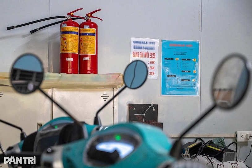 Chịu chi lắp sạc nhanh, “nhà trọ công nghệ” đón khách nườm nượp