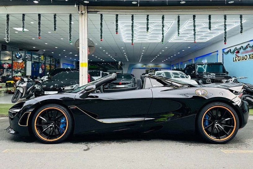 Siêu xe McLaren 720S Spider 2021 mỗi năm mất giá hơn 2,3 tỷ đồng, dù đi ít Siêu xe McLaren 720S Spider 2021 mỗi năm mất giá hơn 2,3 tỷ đồng, dù đi ít