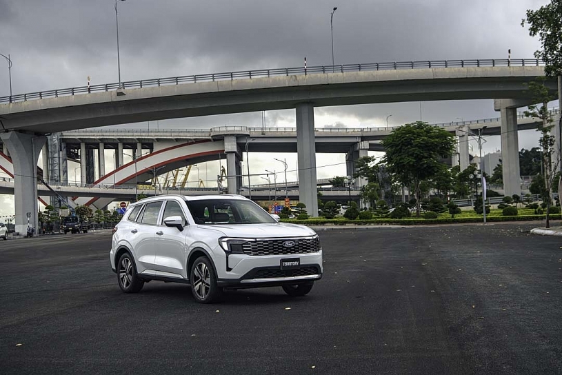 Ford Việt Nam lập kỷ lục doanh số năm 2025, đón nhận Bằng khen của Thủ tướng