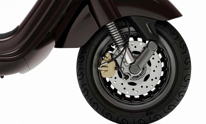 Vespa 946 Horse - bản đặc biệt cho năm Bính Ngọ 2026