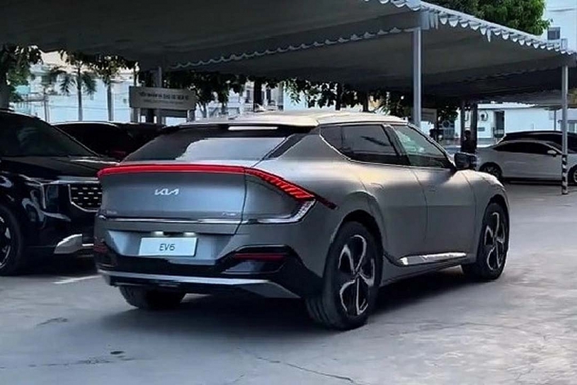 Xe điện Kia xuất hiện tại đại lý, thu hút nhiều sự quan tâm