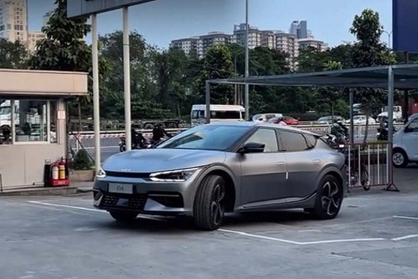 Xe điện Kia xuất hiện tại đại lý, thu hút nhiều sự quan tâm