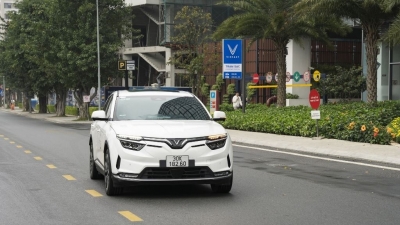 Xuống tiền VinFast VF 8 dịp giáp Tết: Nhận quà lớn, tiết kiệm cả trăm triệu đồng