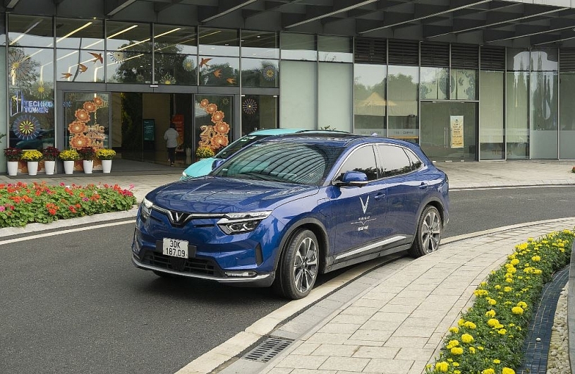 Xuống tiền VinFast VF 8 dịp giáp Tết: Nhận quà lớn, tiết kiệm cả trăm triệu đồng Xuống tiền VinFast VF 8 dịp giáp Tết: Nhận quà lớn, tiết kiệm cả trăm triệu đồng