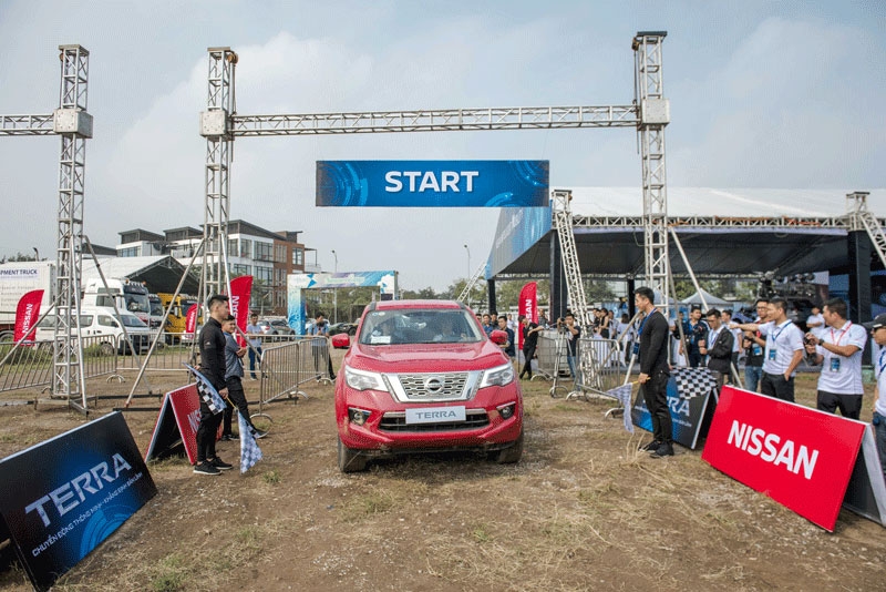 thang 4 gia xe nissan giam toi 60 trieu dong