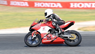 Giải đua mô tô ARRC 2023 chặng 1: Cao Việt Nam gây sốc