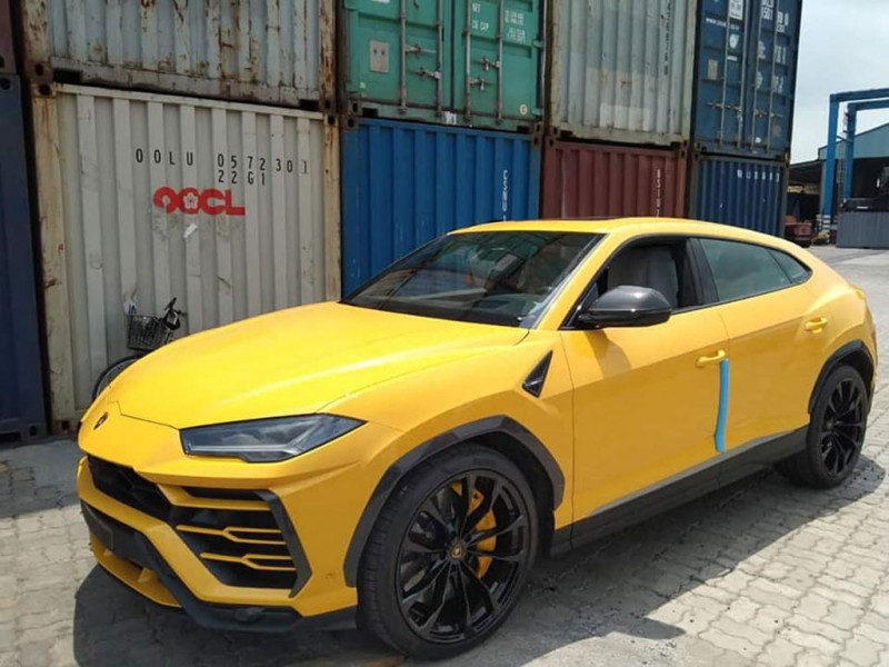 Hàng hiếm ‘siêu bò’ Lamborghini Urus thứ 9 về Việt Nam Hàng hiếm ‘siêu bò’ Lamborghini Urus thứ 9 về Việt Nam
