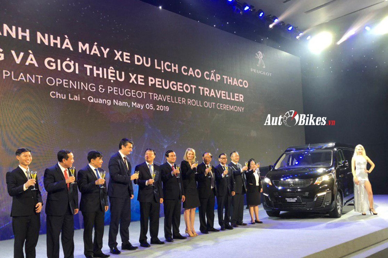 peugeot traveller gia tu 17 ty dong tai viet nam