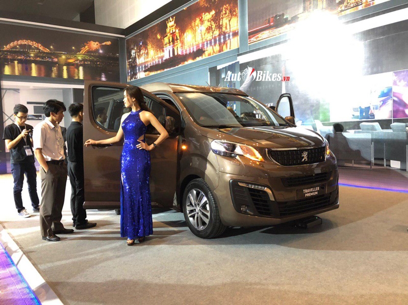 peugeot traveller gia tu 17 ty dong tai viet nam