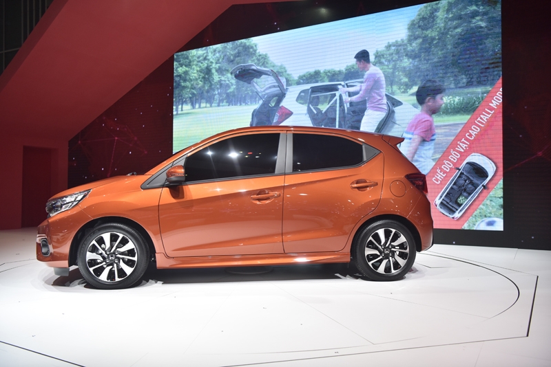 Honda Brio 2019: Khuyến mãi, giá xe kèm lăn bánh tháng 8/2019 Honda Brio 2019: Khuyến mãi, giá xe kèm lăn bánh tháng 8/2019