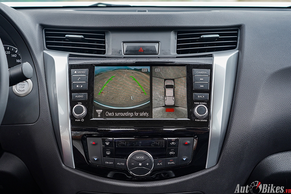 Chùm ảnh chi tiết Nissan Navara 2021